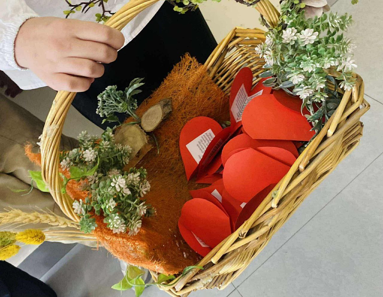 ՓՈՔՐԻԿ ՔՎԱՆՏԱԿԱՆԻ ԵՐԱԽՏԱԳԻՏՈՒԹՅՈՒՆԸ ՈՒՍՈՒՑՉԻ ՕՐՎԱ ԱՄԵՆԱԹԱՆԿ ՆՎԵՐՆ Է․․․