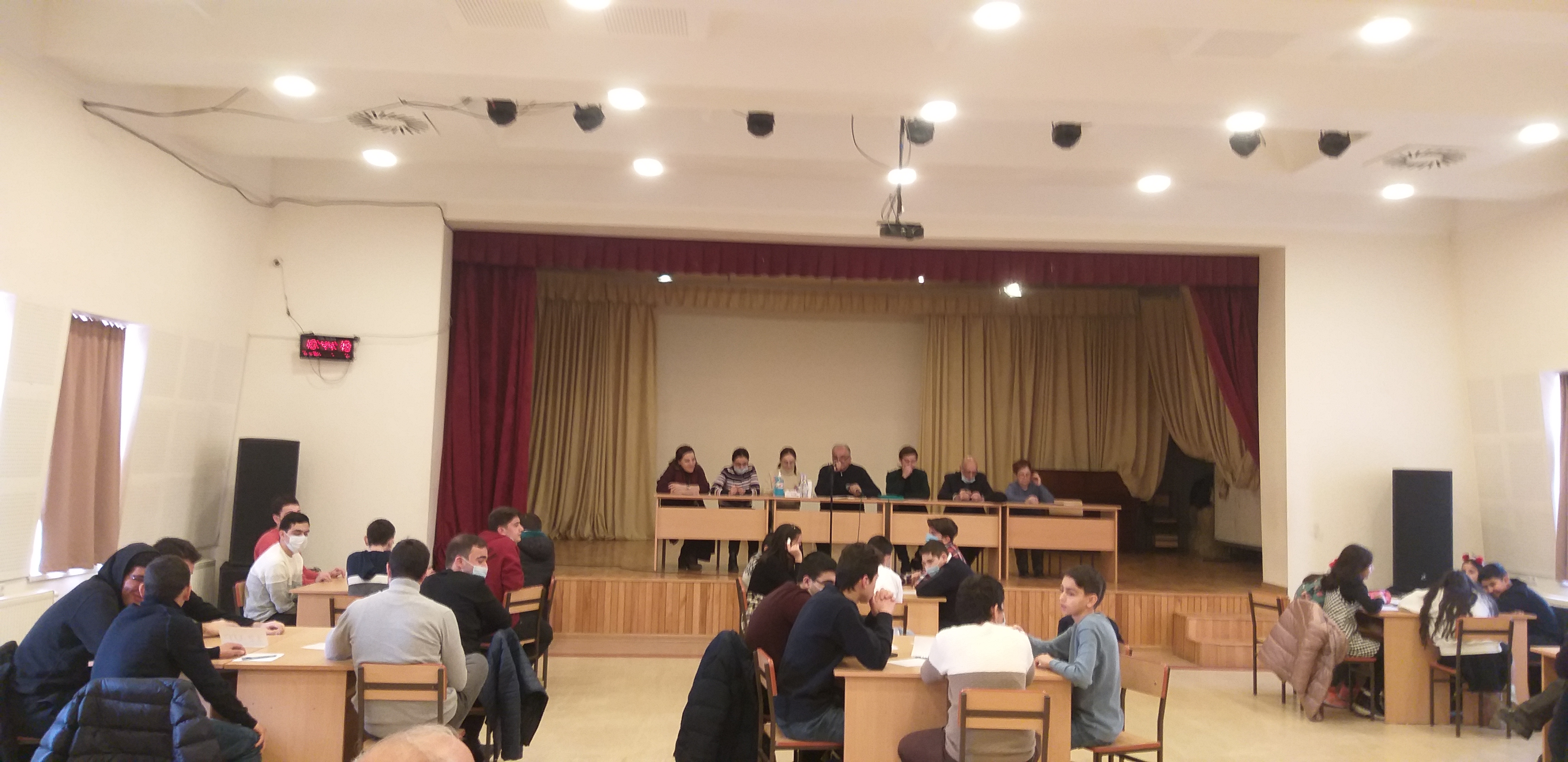 «ԲՐԵՅՆ-ՌԻՆԳ» ԻՆՏԵԼԵԿՏՈՒԱԼ ԽԱՂԻ ՀԱՂԹՈՂ ՃԱՆԱՉՎԵՑ 10-2 ԴԱՍԱՐԱՆԻ ԹԻՄԸ